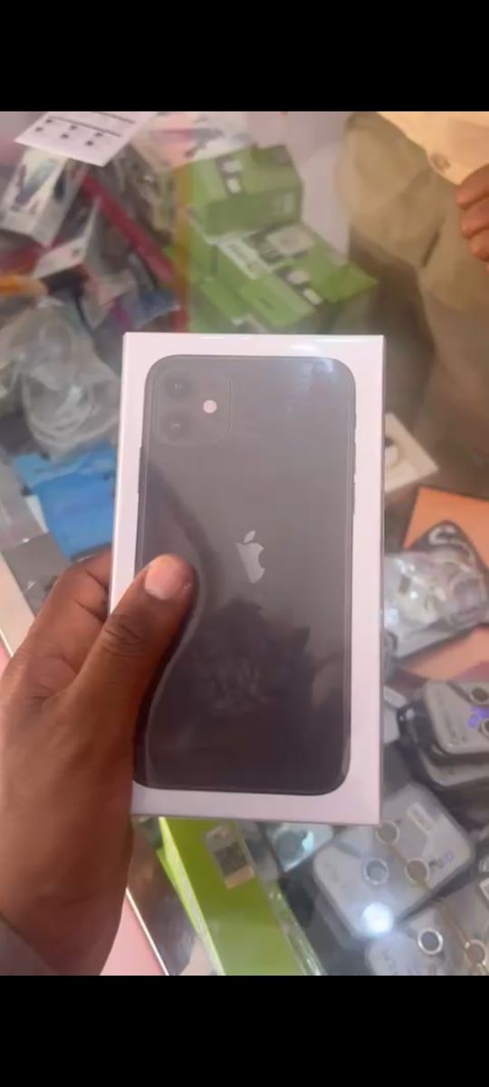 iPhone 11 256Go neuf, 100% capacité