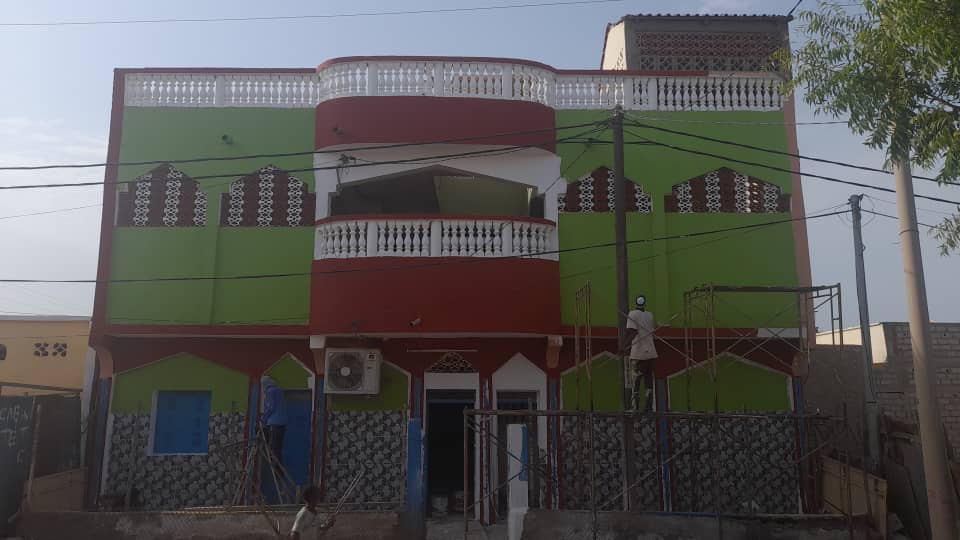 Appartement F2 haut standing avec contract de baie