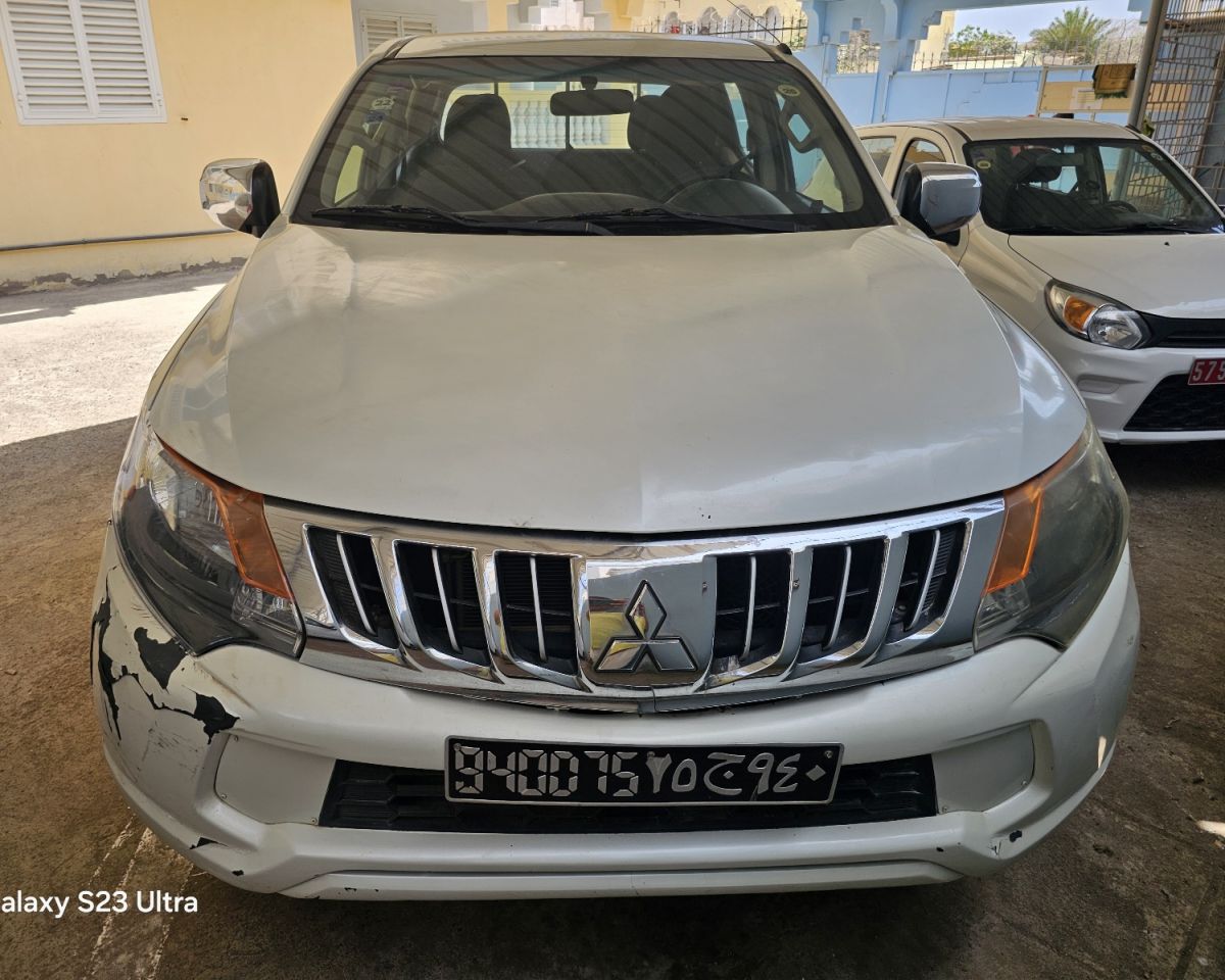 Mitsubishi L200 2018 Diesel en excellent état à vendre