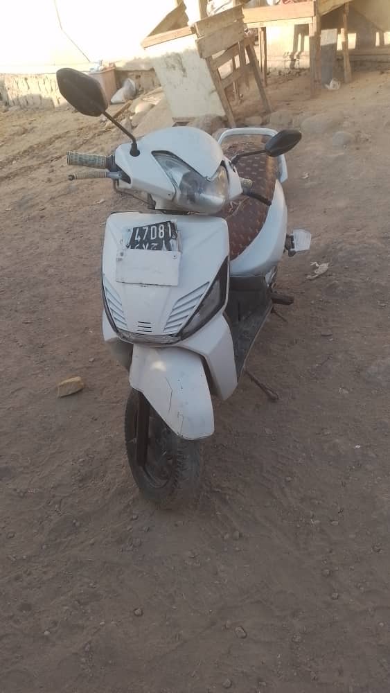 Moto Mahindra Gusto bien entretenue