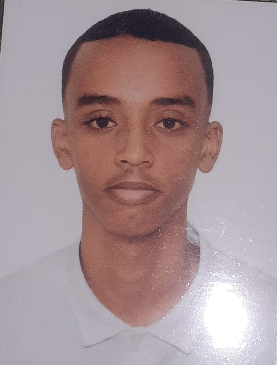 Jeune diplômé recherche emploi en caisse ou réception