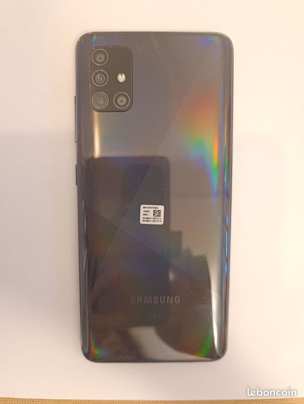 Samsung A51 128 Go, RAM 4 Go, pochette et chargeur inclus