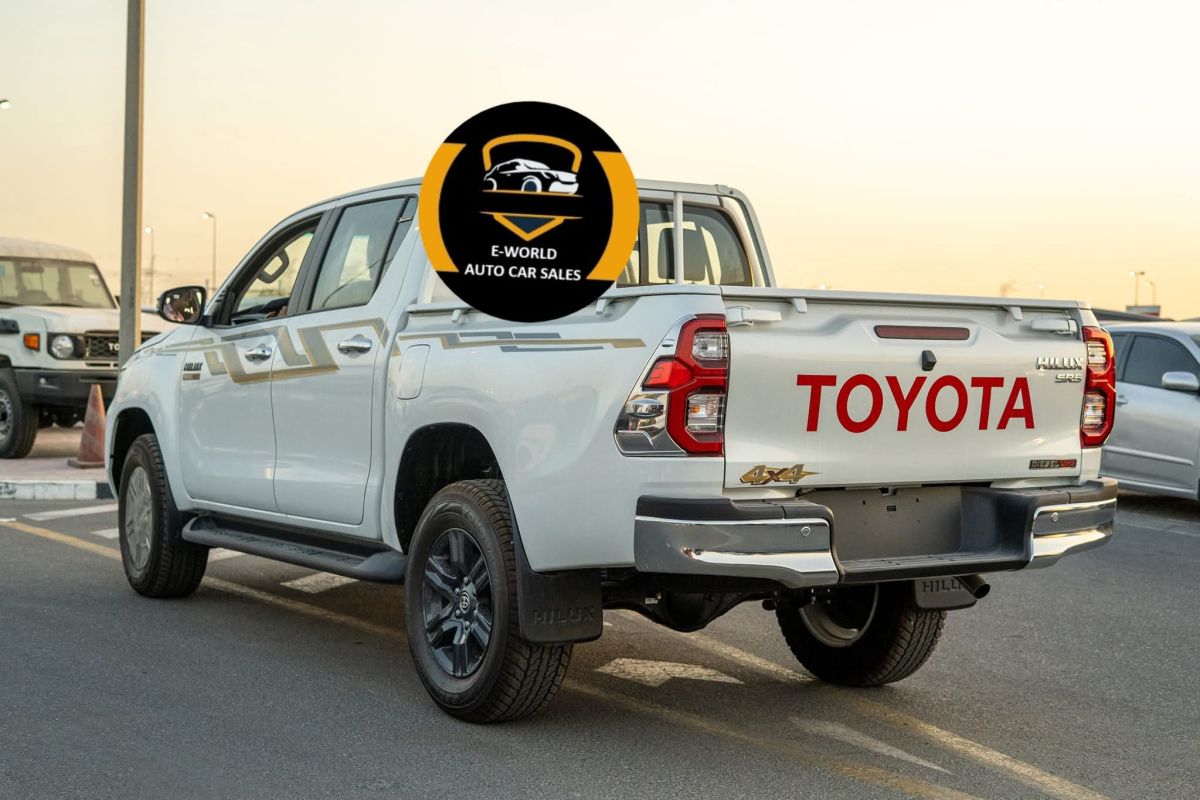 Toyota Hilux SR5 2025, diesel, automatique, excellent état