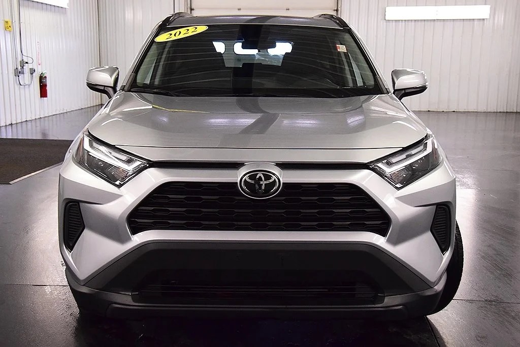 Toyota RAV4 XLE 2022, Full Option, Lunar Rock, Low Mileage