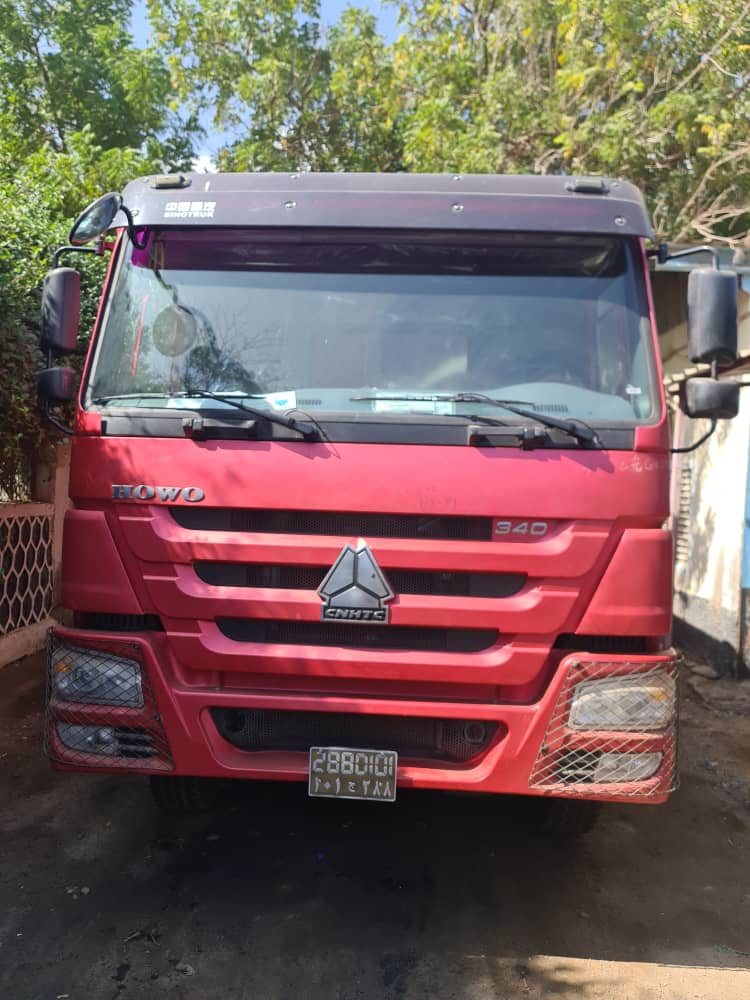 Camion Sinotruk à vendre, prix négociable