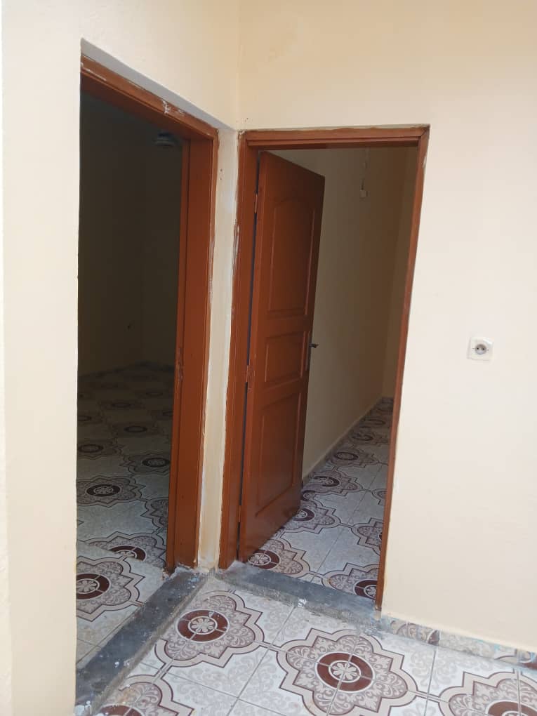 Cité Hodan 1 maison f5 à vendre de 177m² pas loin du marché turc