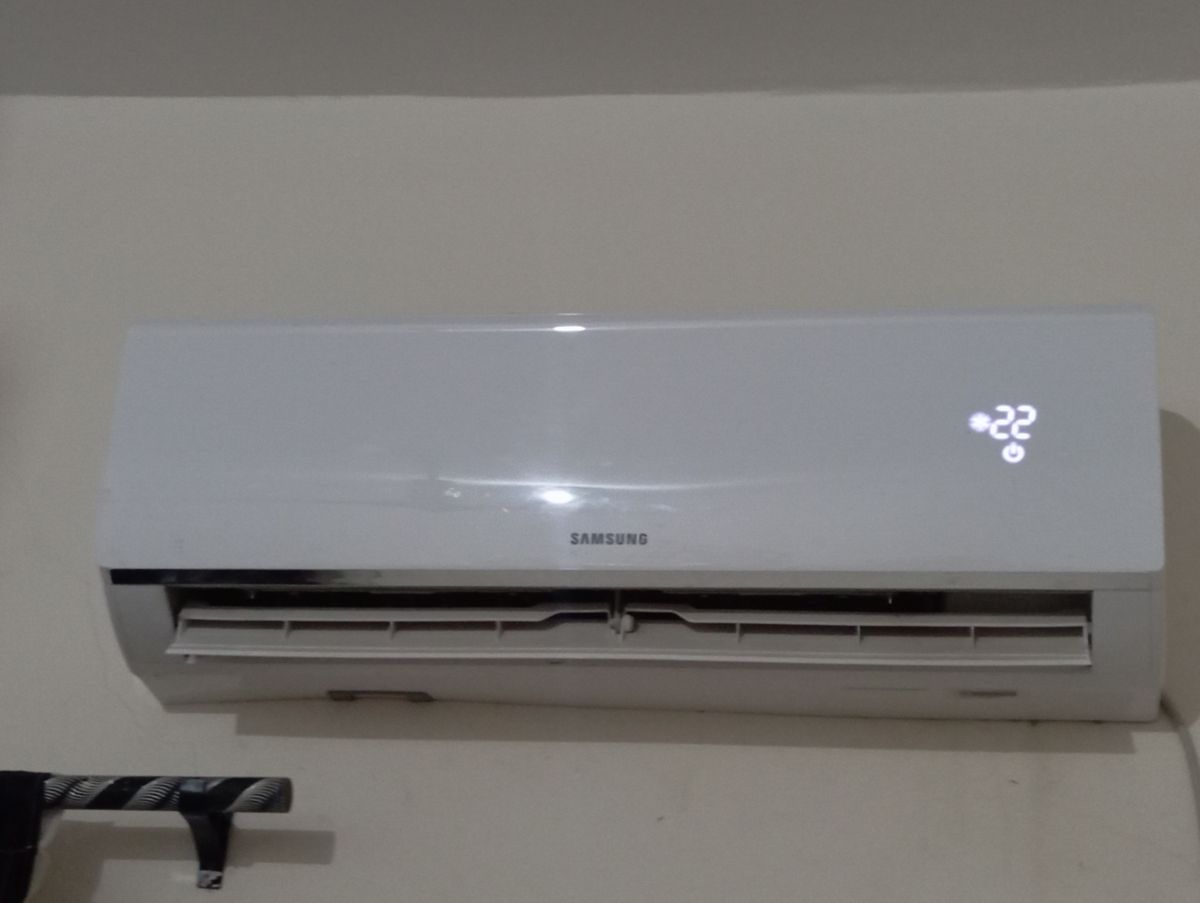 Climatiseur Samsung 1,5 CV - Très bon état