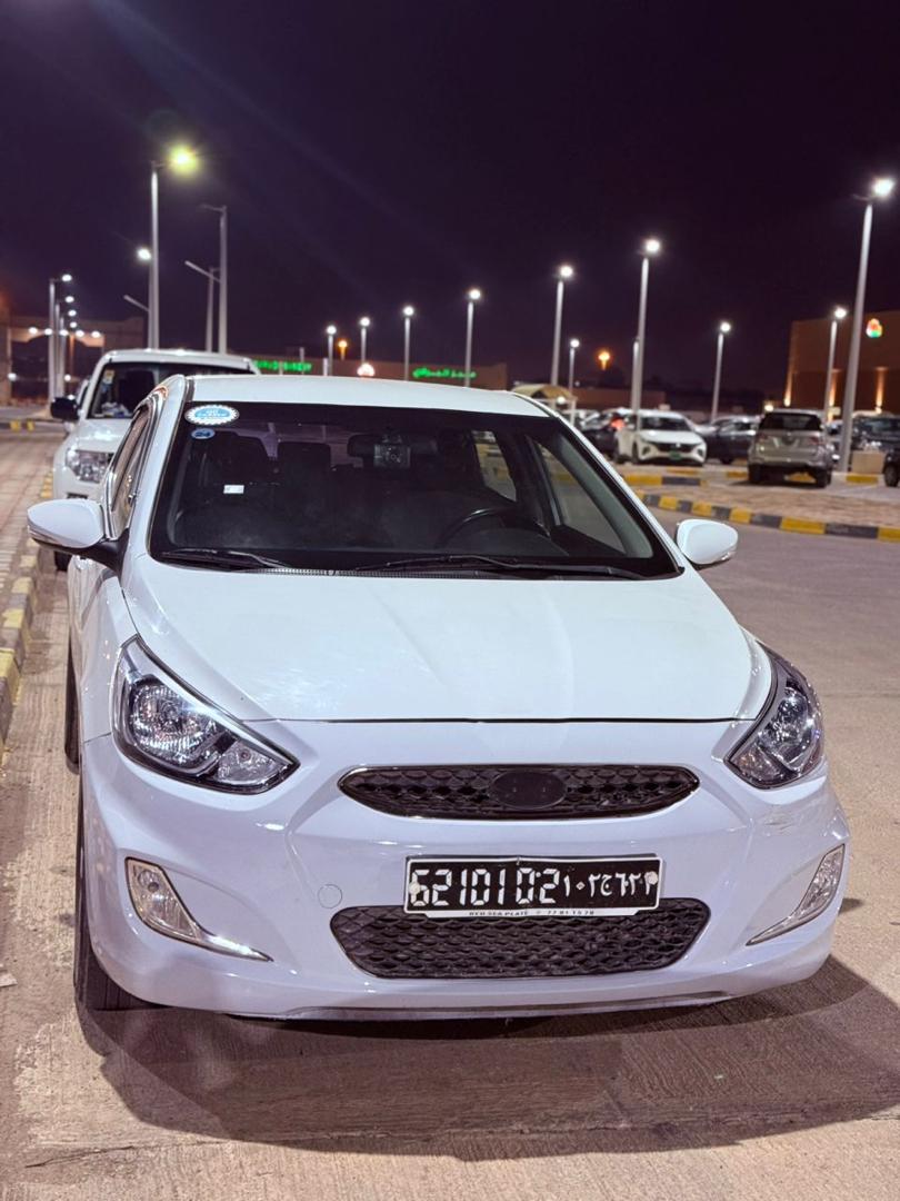 Hyundai Accent 2018, diesel, climatisée, avec écran Android à louer