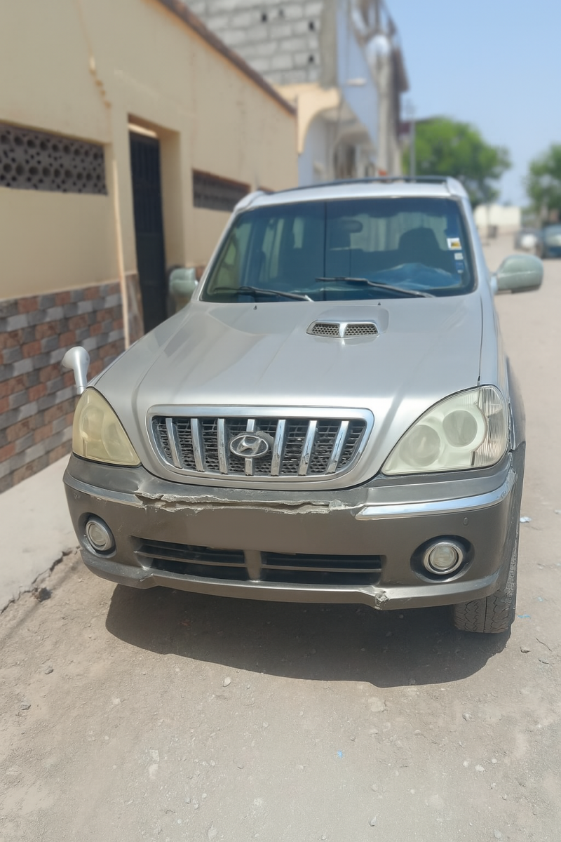 Hyundai Terracan 2.5L D4BH Diesel, 4x4, boîte auto, bon état