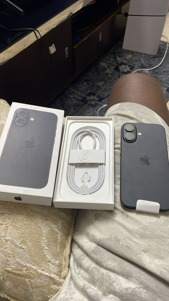 iPhone 16, jamais utilisé, comme neuf