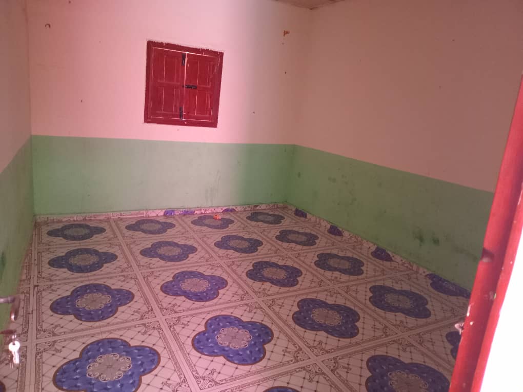 Maison F2 Bien Équipée dans un Bon Quartier à Louer