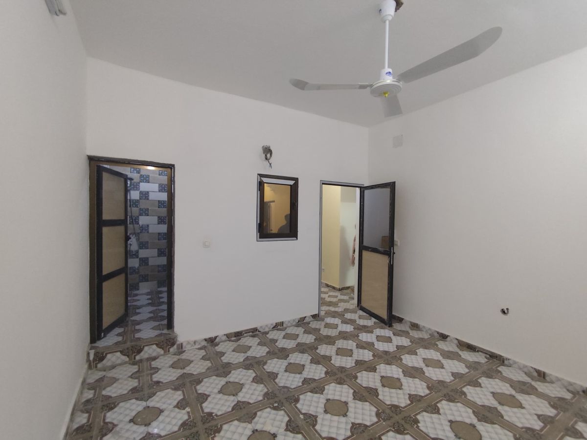 Maison F4 avec balcon et terrasse à louer à Barwaqo 2 phase 2