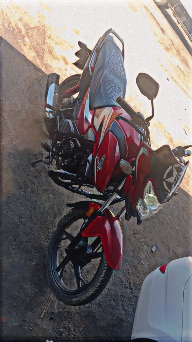 Honda 125cc en excellent état - A ne pas manquer !