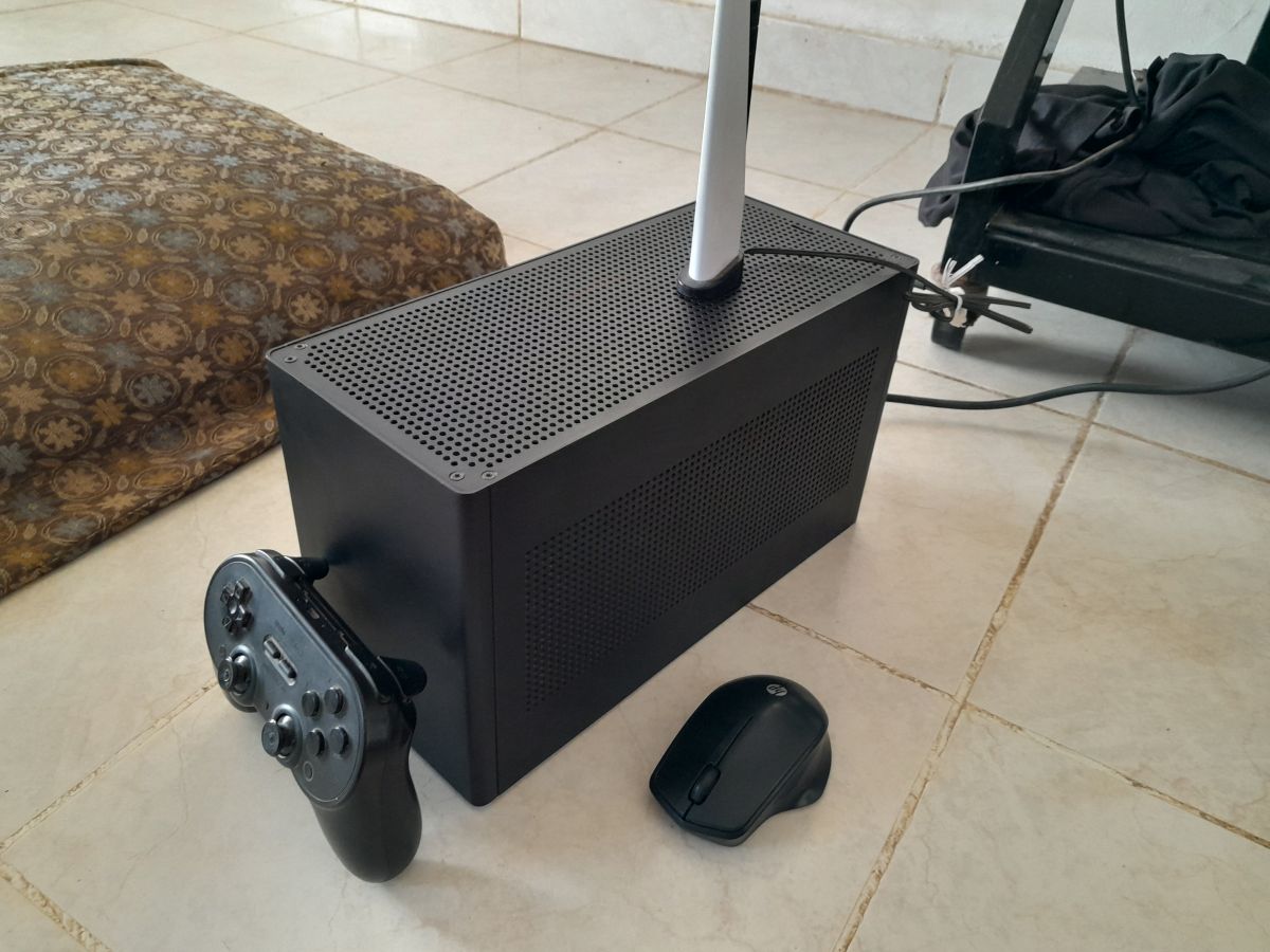 PC de Bureau Gaming & Productivité - Compact, Puissant, Transportable