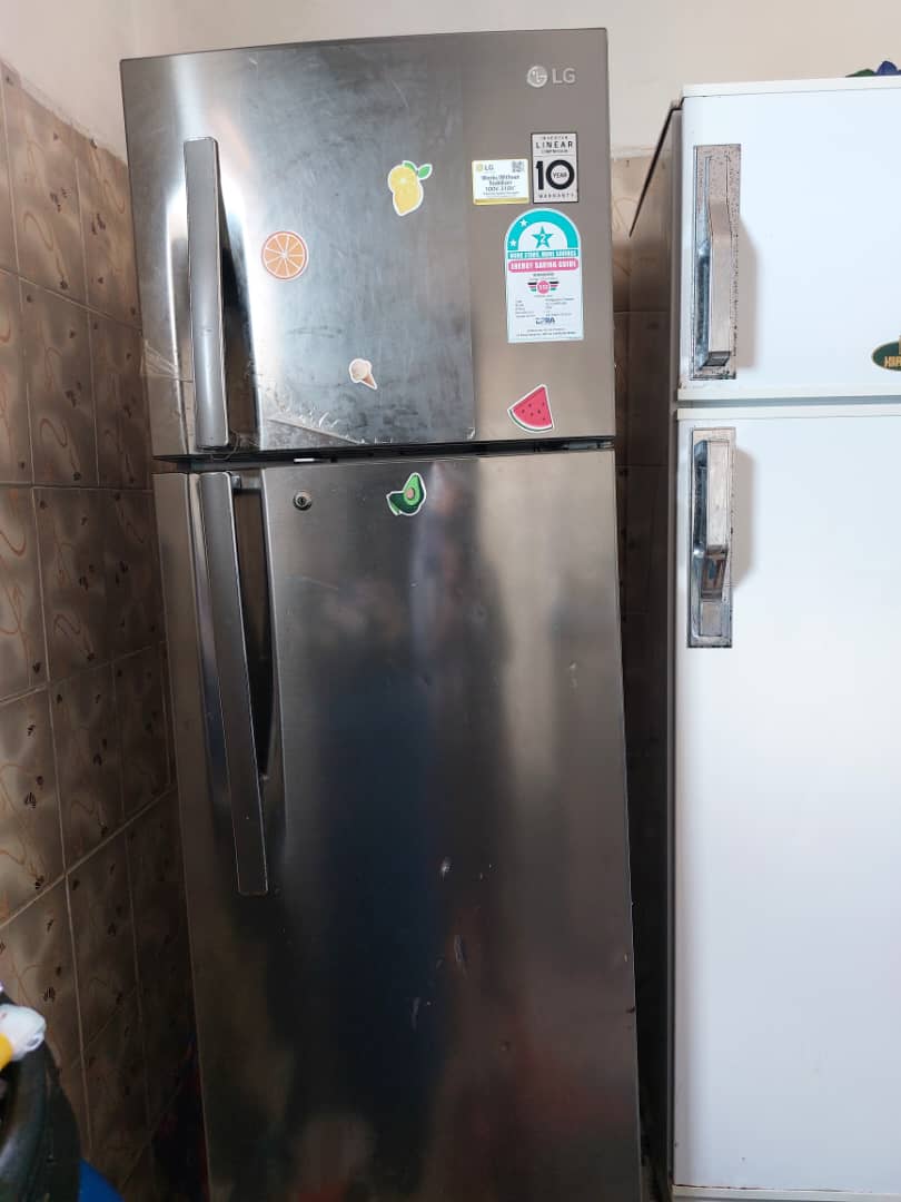 Réfrigérateur LG argent peu utilisé
