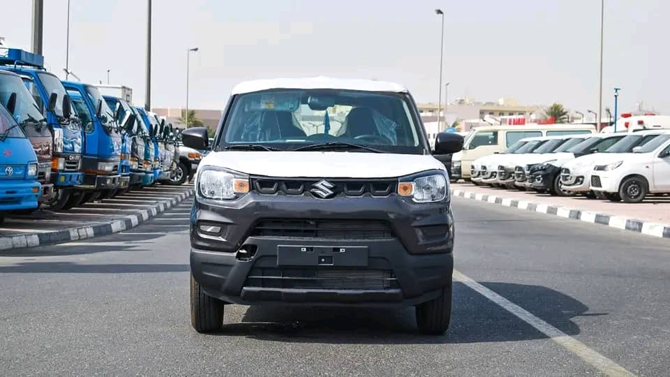 Suzuki S Presso 2024 GL AMT 1.0L – Silver