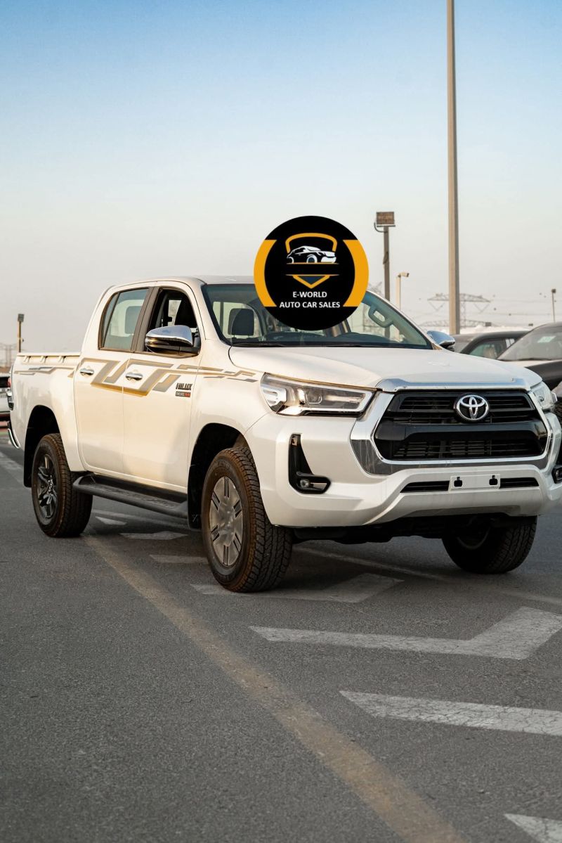 Toyota Hilux SR5 2025, diesel, automatique, excellent état