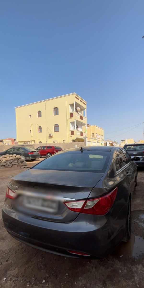 Hyundai Sonata Essence, Bon état, Clim, Prix négociable