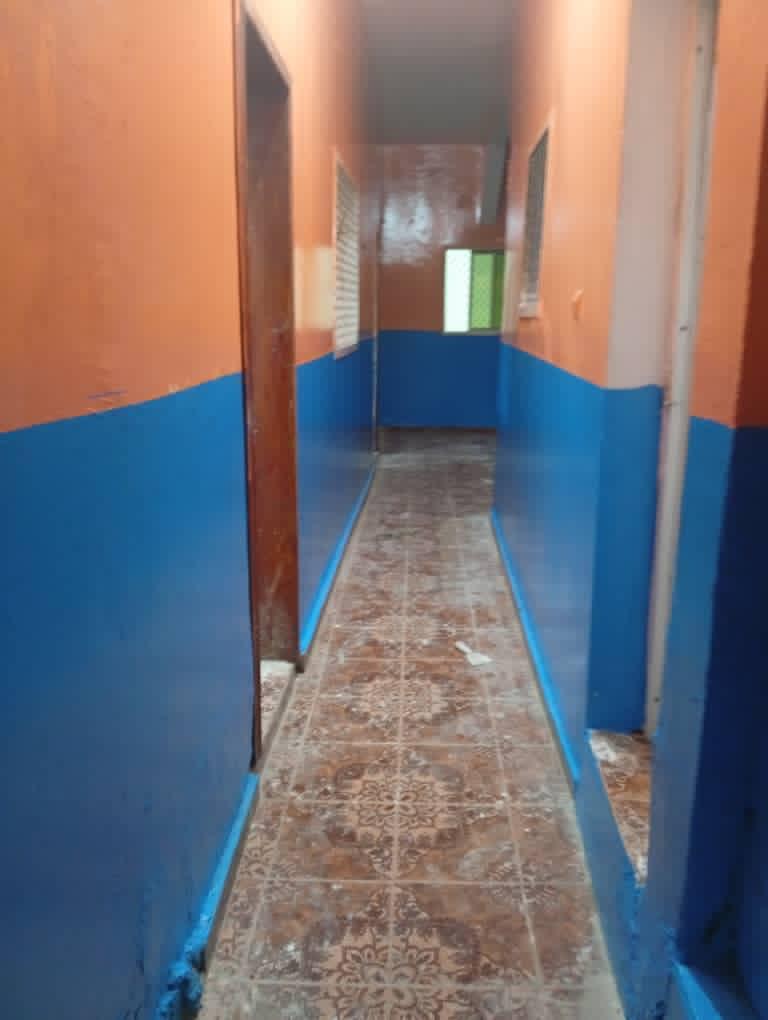 Maison F4 rénovée avec salle à manger à Barwaqo 1