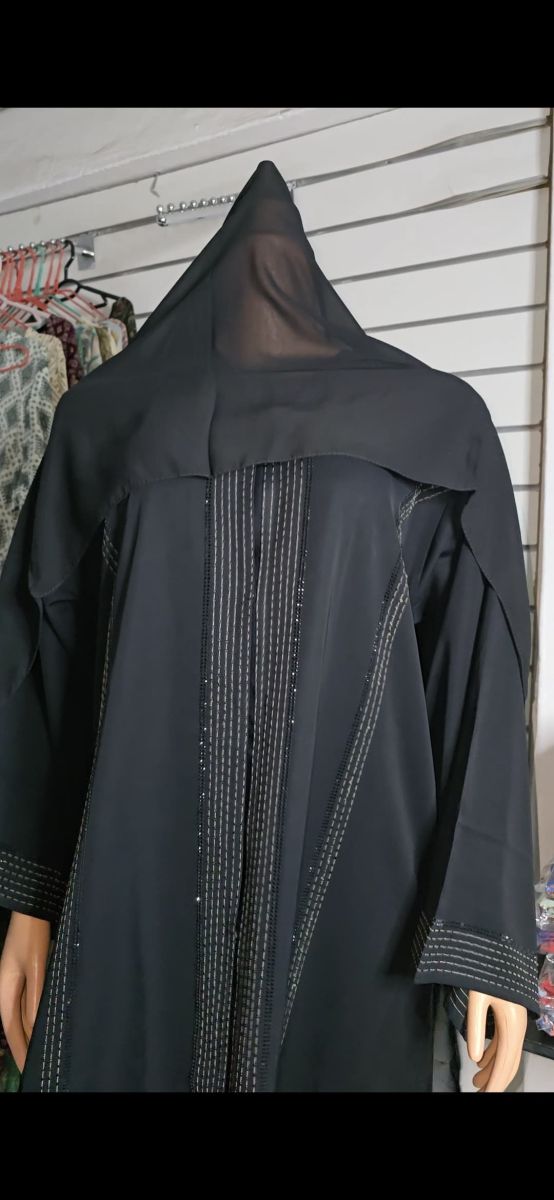 Abayas neuves élégantes – Plusieurs modèles disponibles
