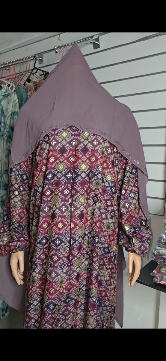 Abayas neuves élégantes – Plusieurs modèles disponibles