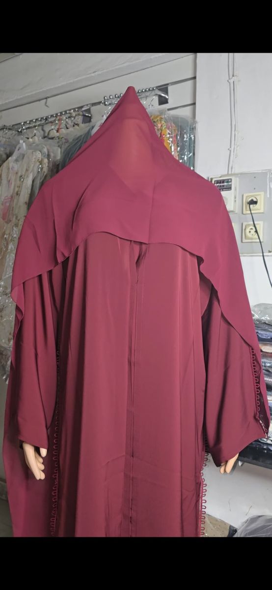 Abayas neuves élégantes – Plusieurs modèles disponibles