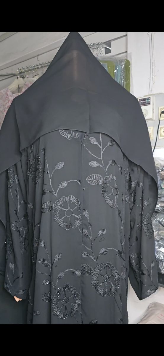 Abayas neuves élégantes – Plusieurs modèles disponibles