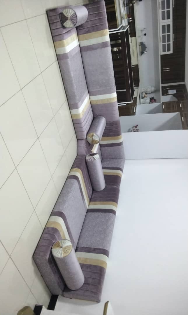 Salons traditionnels Qaaci sur-mesure plusieurs coloris et tissus au choix