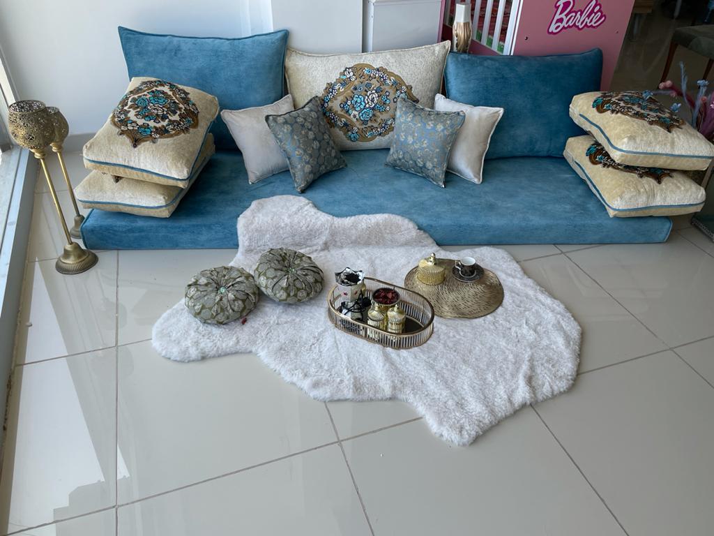 Salons traditionnels Qaaci sur-mesure plusieurs coloris et tissus au choix