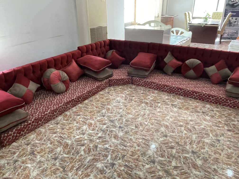 Salons traditionnels Qaaci sur-mesure plusieurs coloris et tissus au choix