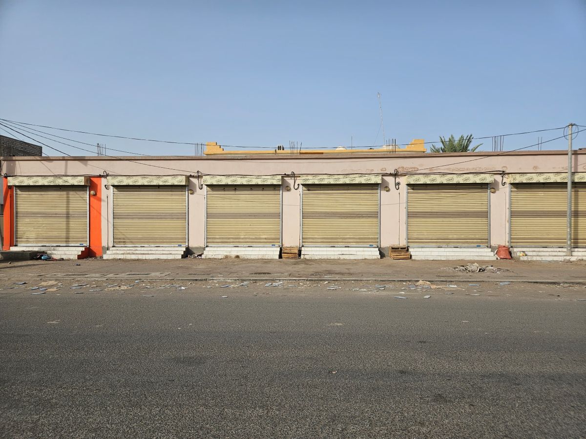 6 Boutiques Commerciales sur Rue Principale à Sité Saoudite