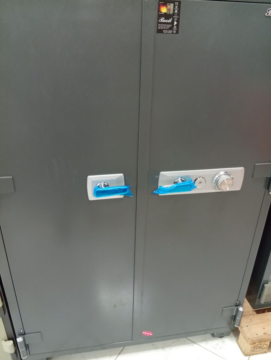 Coffre-fort grande taille