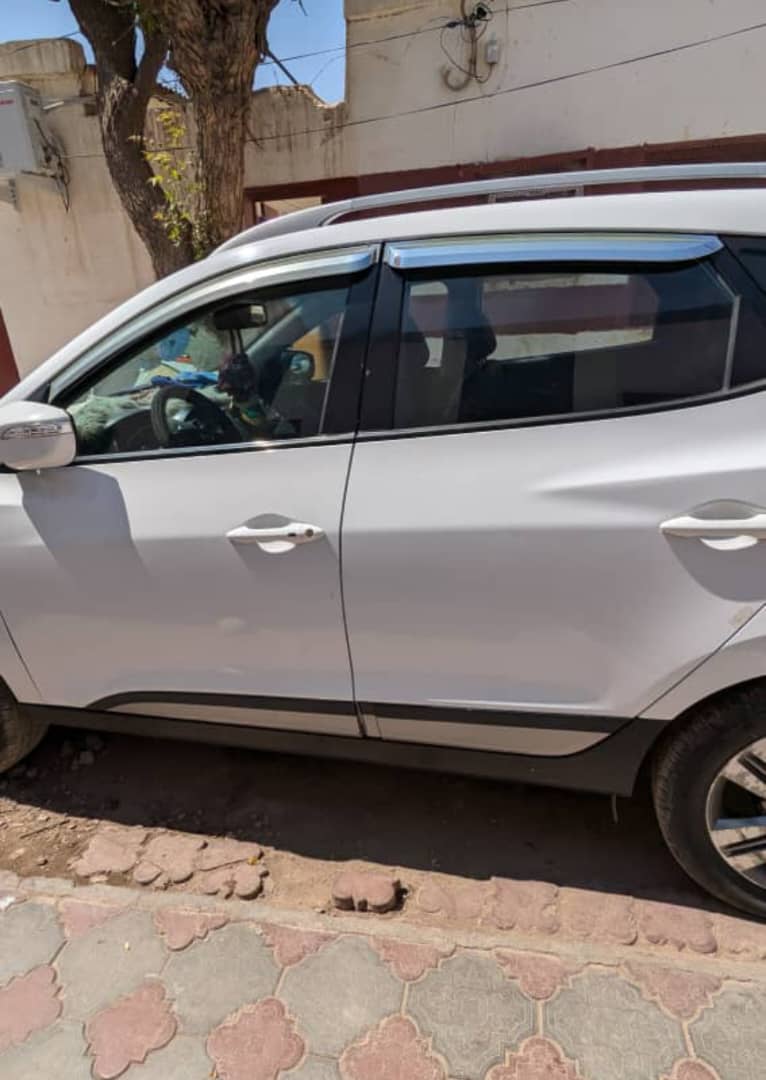 Hyundai Tucson 2016, diesel, boîte automatique, confort et sécurité