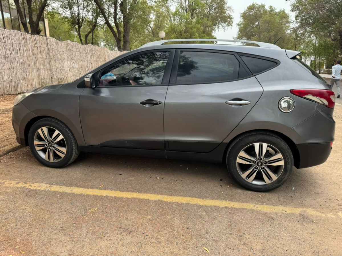 Hyundai Tucson 2013, diesel, boîte Automatique, parfait état