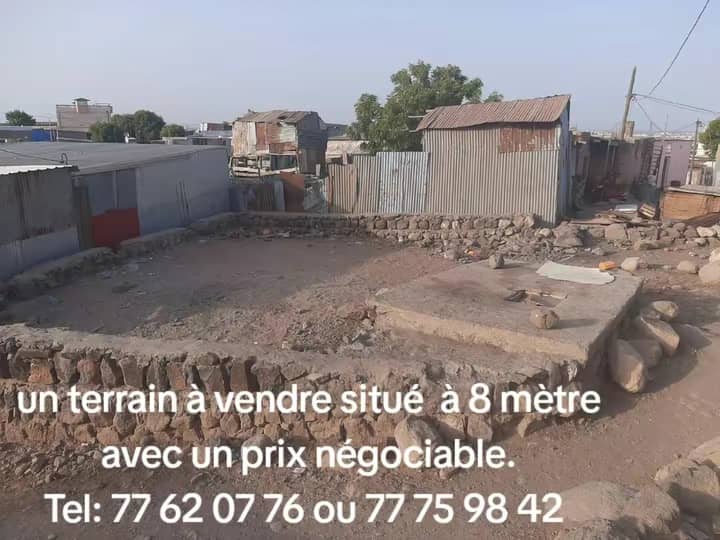 Terrain 96m² avec titre provisoire et clôture à 8m à vendre