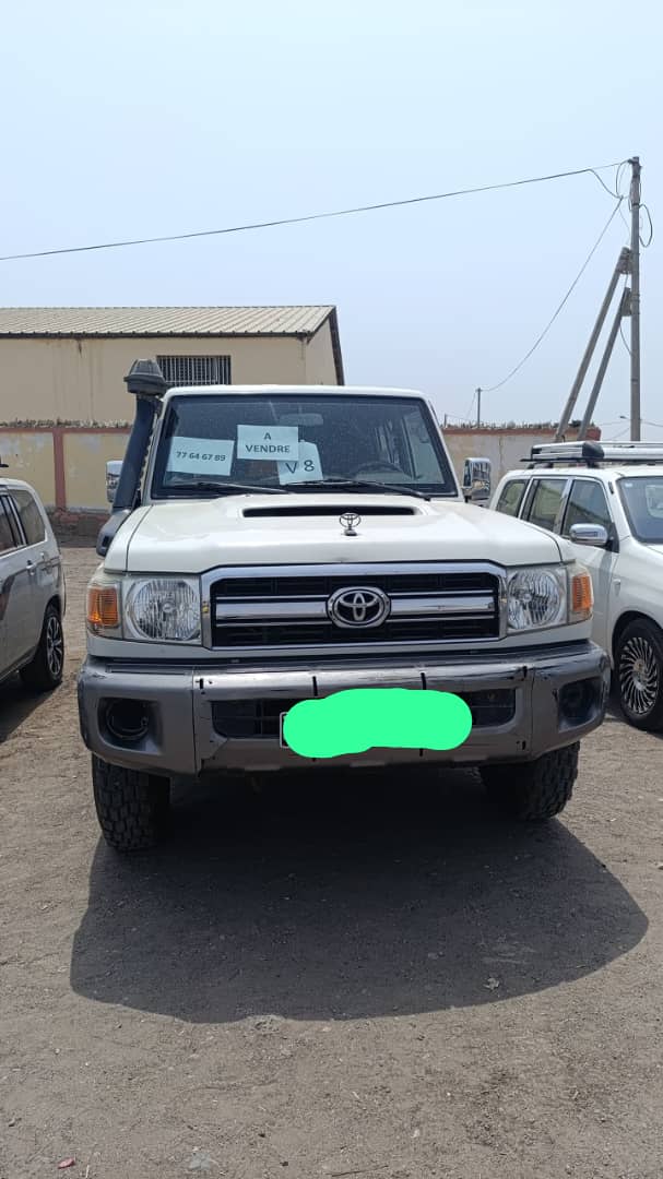 Toyota Hard Top V8 2017 – Diesel, Manuelle, Très bon état