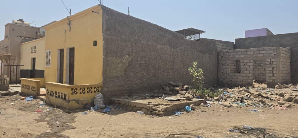 Maison F3 avec titre foncier à cité Gar-gar