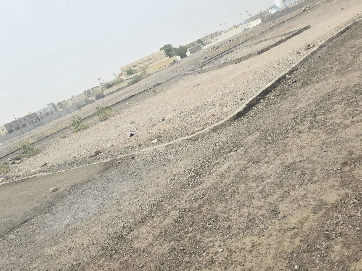 Terrain de 150m2 à vendre près de la Cité Al Hamdani