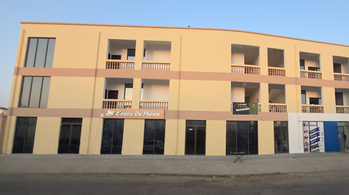 À louer bureaux 200 m² à Héron avec ascenseur et vue sur mer