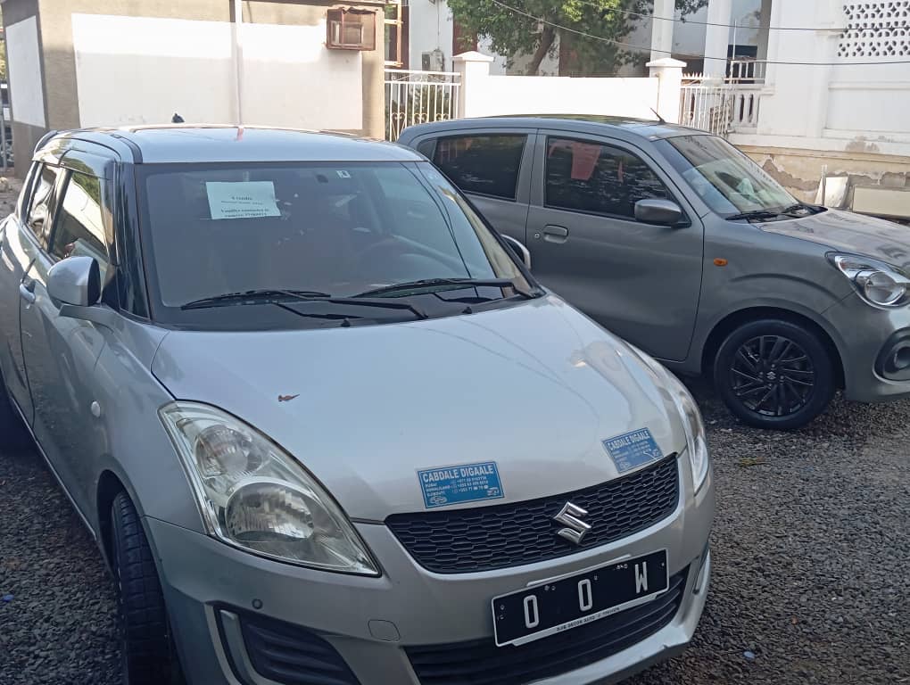 Suzuki Swift 2016, boîte automatique, climatisation fonctionnelle