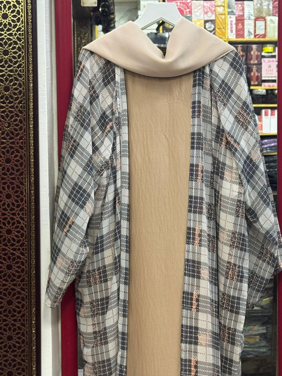 Abayas modernes et élégantes – Plusieurs modèles disponibles