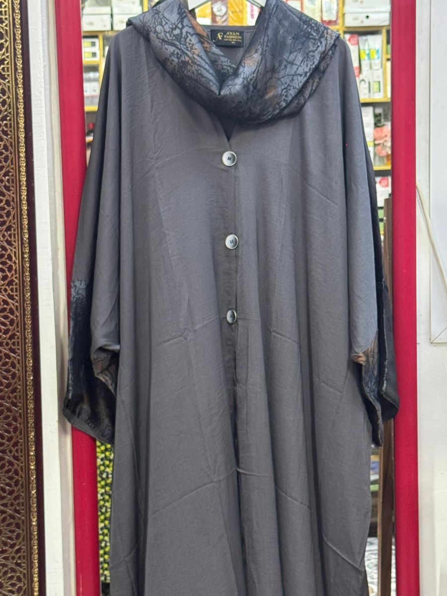 Abayas modernes et élégantes – Plusieurs modèles disponibles