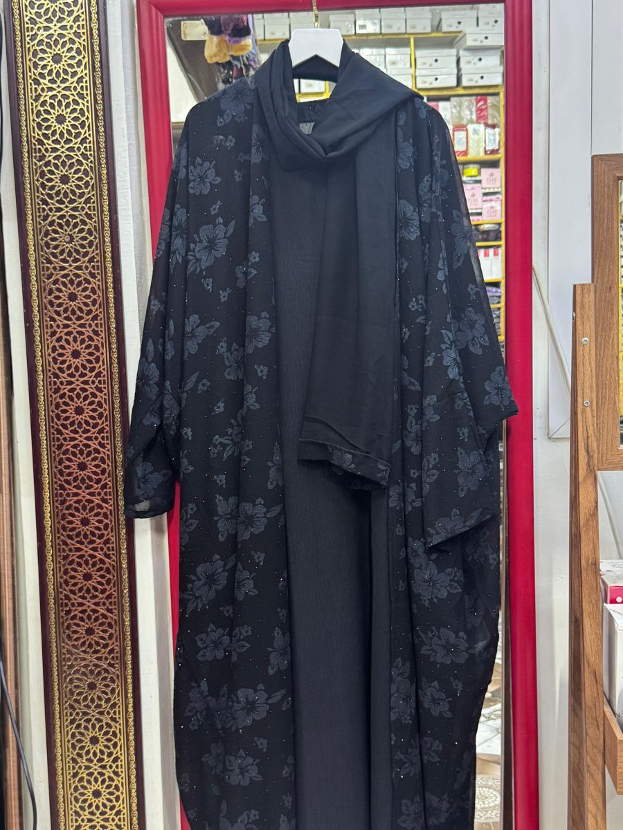 Abayas modernes et élégantes – Plusieurs modèles disponibles