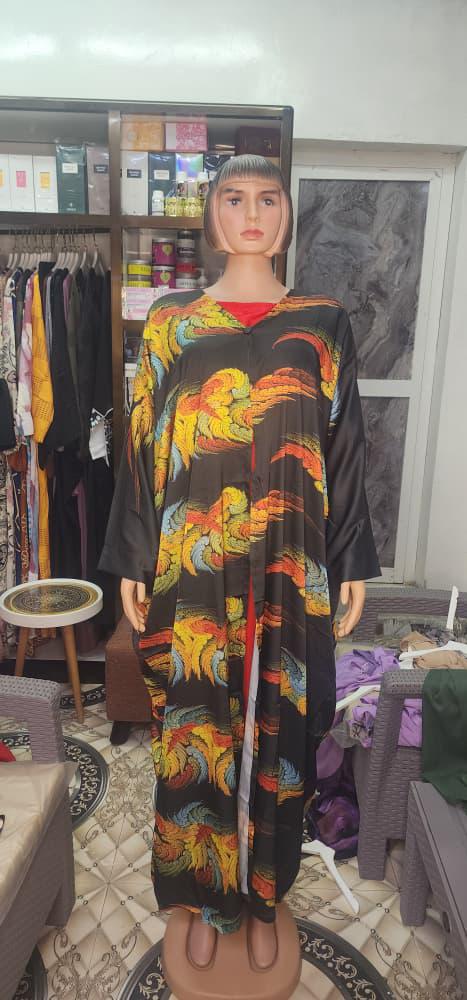 Abayas modernes et élégantes – Plusieurs modèles disponibles