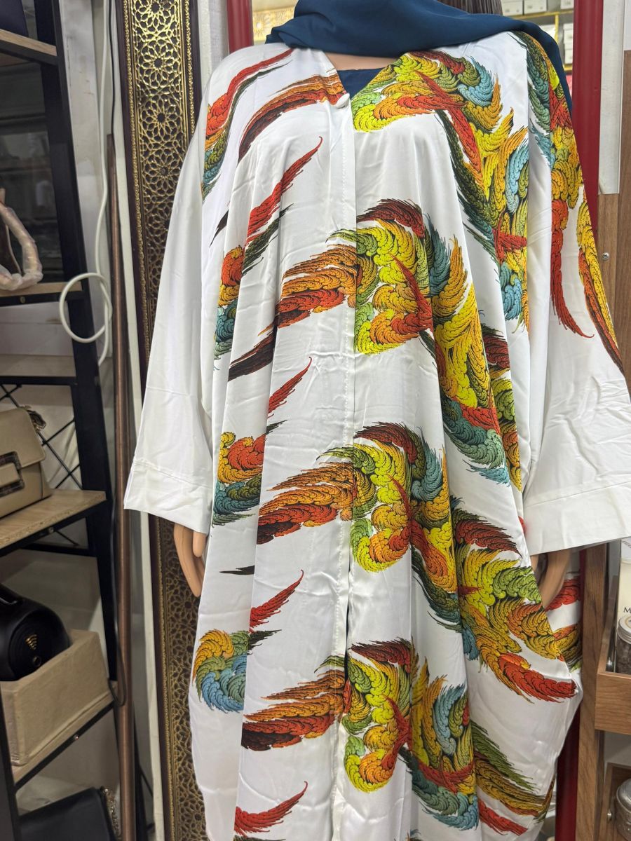 Abayas modernes et élégantes – Plusieurs modèles disponibles