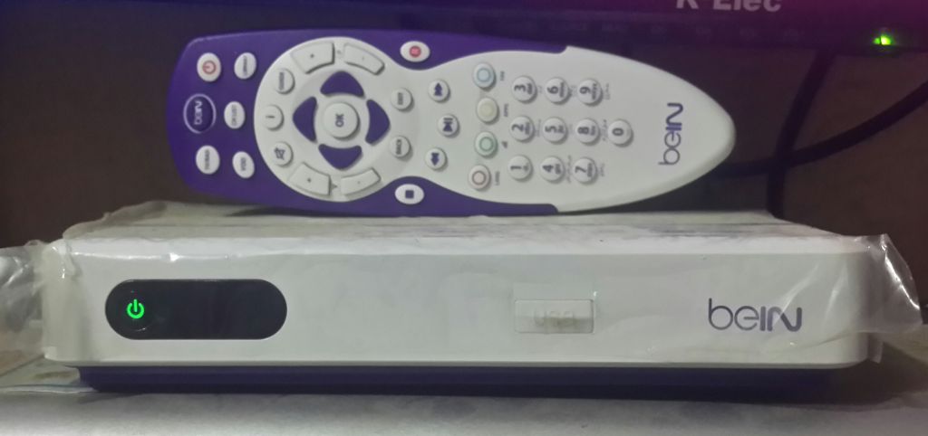 Décodeur BEIN SPORT avec télécommande, parfait état