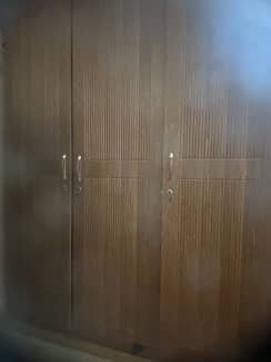 Meubles chambre et salon en excellent état à vendre