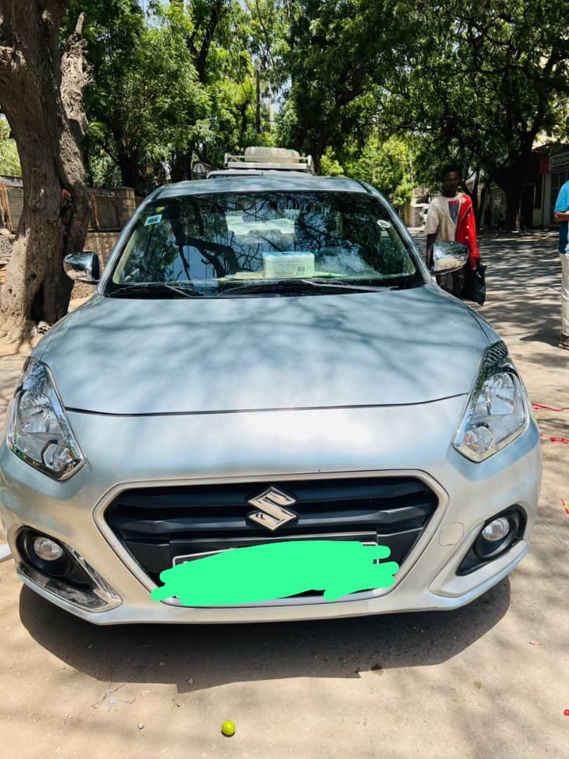 Suzuki Dzire 2023, automatique, entretien régulier, très bon état