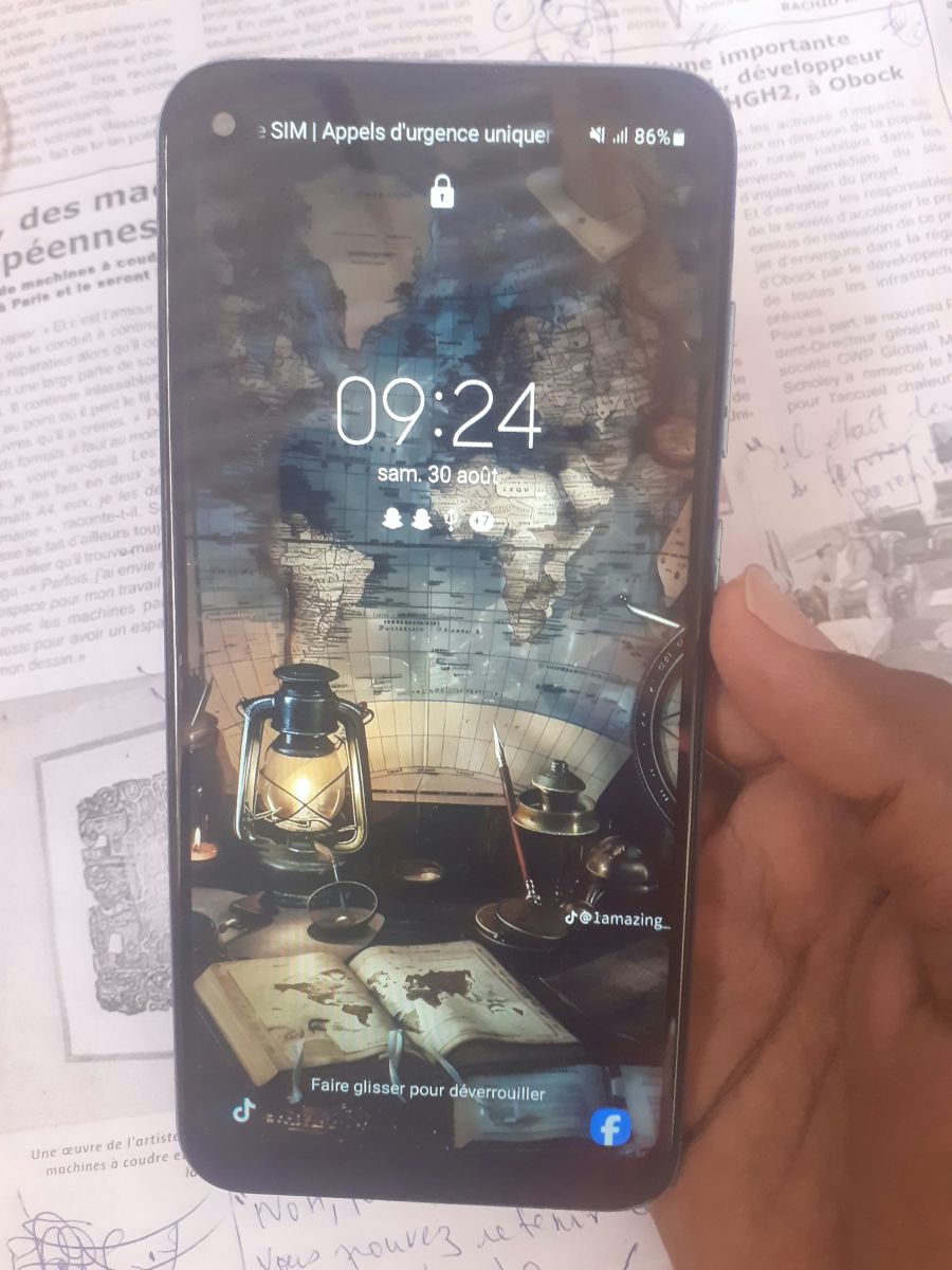 Samsung A11 - Batterie Excellente, 32Go, Efficace + Chargeur