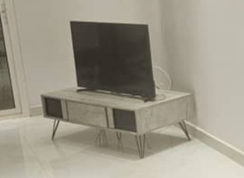 TV Samsung 42 avec table TV